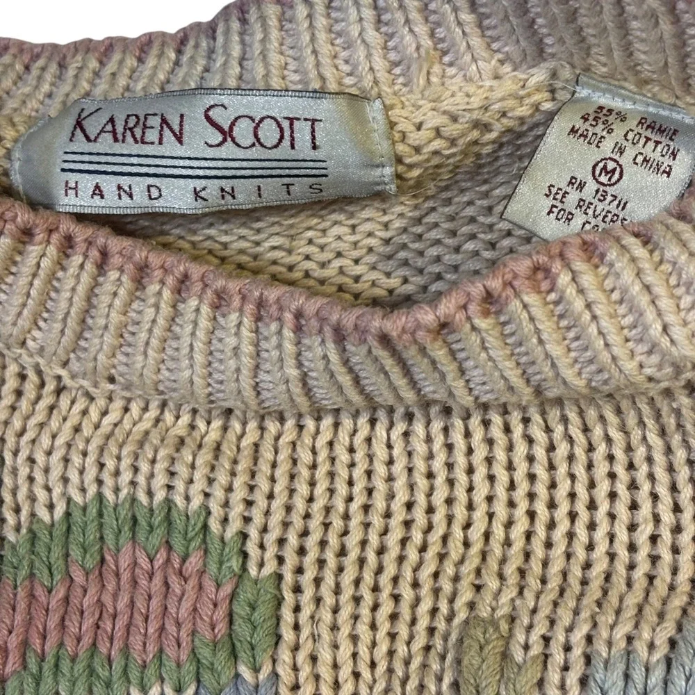 VTG Karen Scott Hand Knits Floral Diamond Pattern Sweater‎ Beige M**